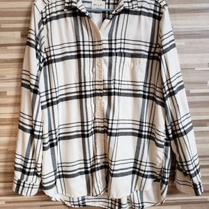 American Eagle Flannel Top